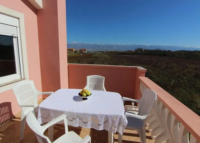 Appartement Nikol With Big Garden And Terrace 350 Meters From The Sea - By Ta Leut Agency Privlaka (Zadar)