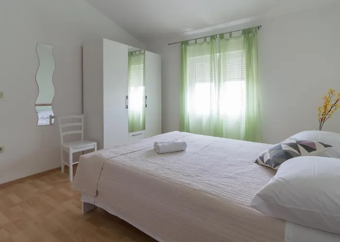 Nikol With Big Garden And Terrace 350 Meters From The Sea - By Ta Leut Agency Appartement