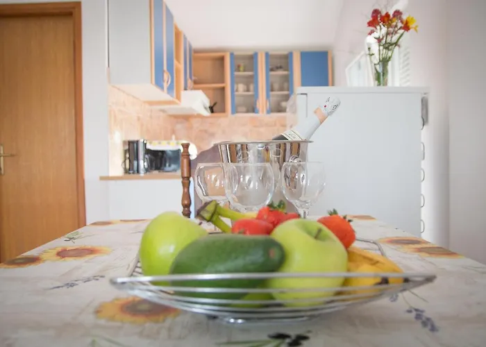 Nikol With Big Garden And Terrace 350 Meters From The Sea - By Ta Leut Agency