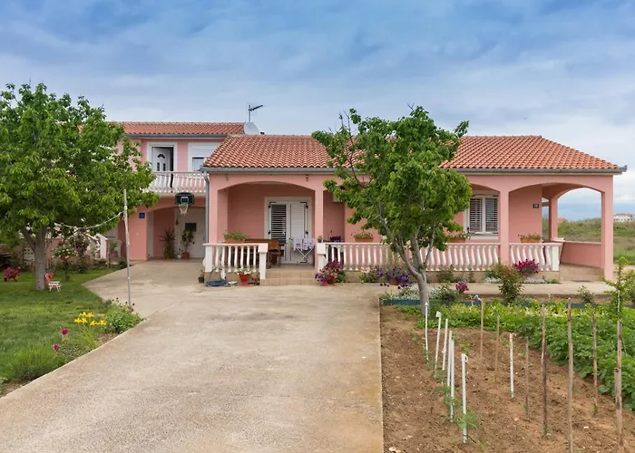 Nikol With Big Garden And Terrace 350 Meters From The Sea - By Ta Leut Agency Privlaka (Zadar)